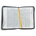 Biblia - format mediu [copertă din piele duo negru/verde, fermoar, margini albe, mâini în rugăciune]